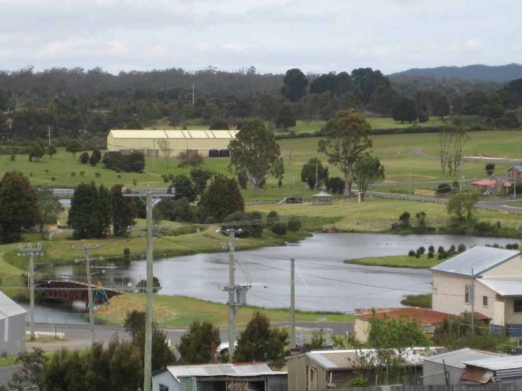 Waratah Falls Holiday Unit Exterior foto